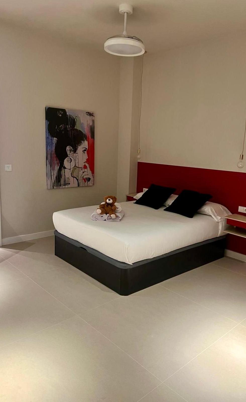 Osito Hub - Colomer Apartament València